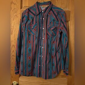 Women’s Wrangler Button Up